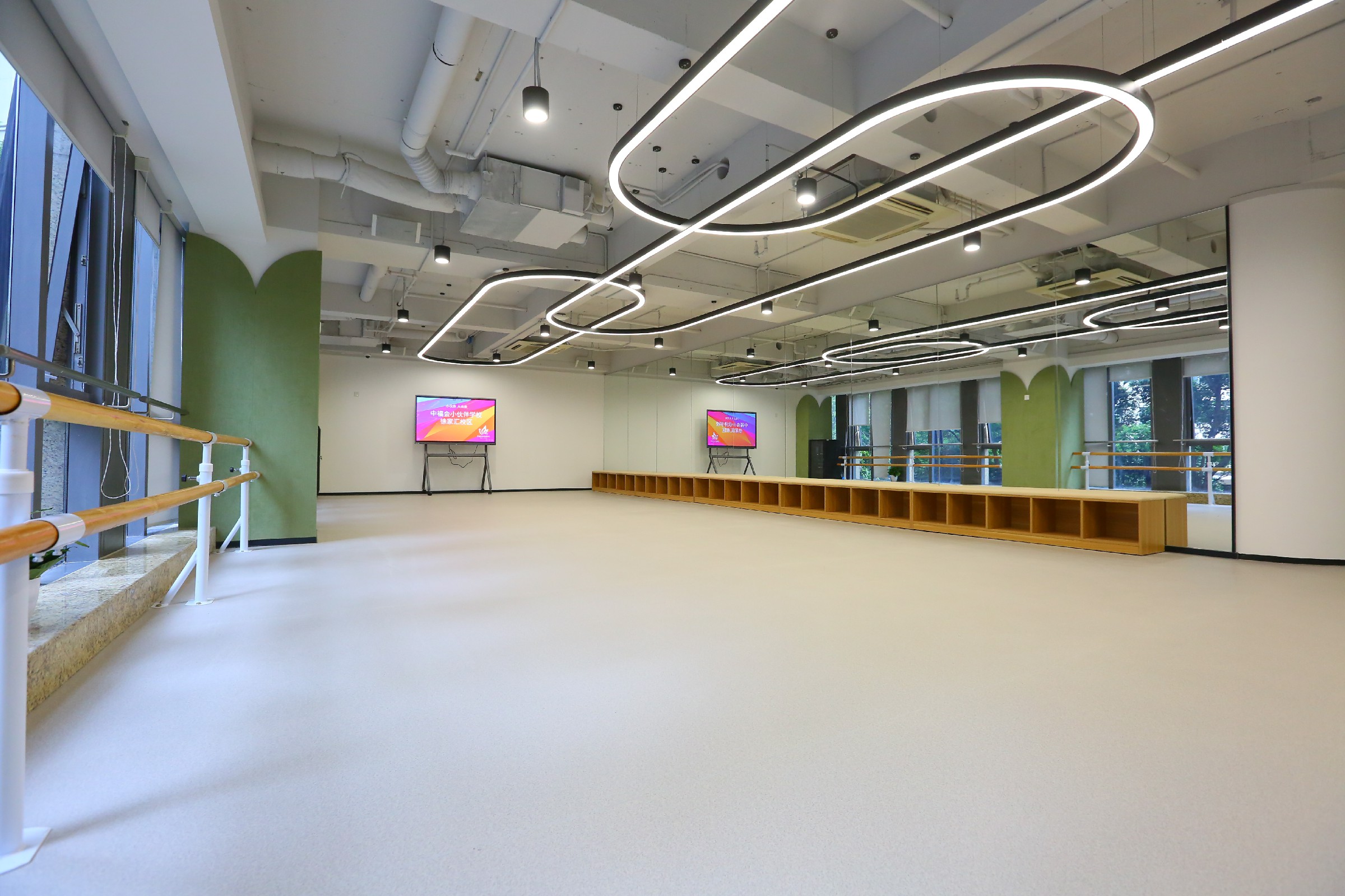 1687140830804518.jpg A26A8759~1.jpg